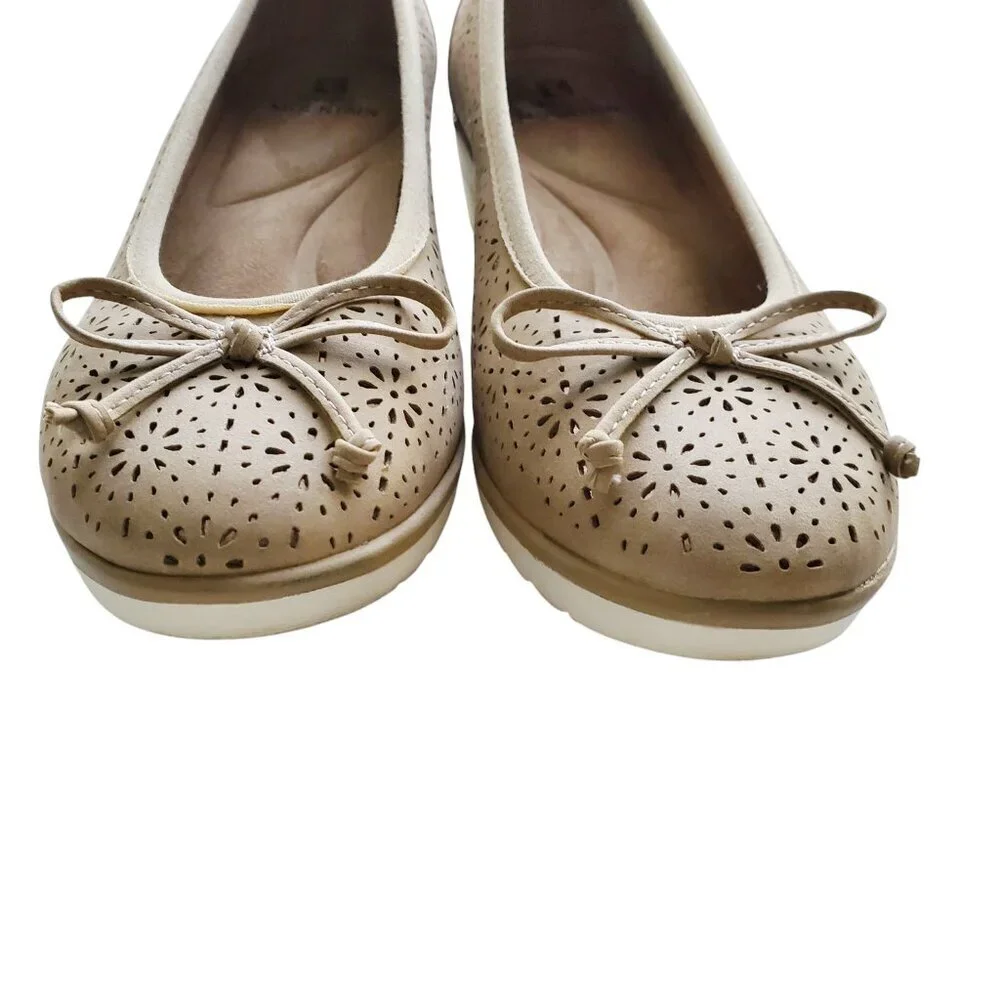 White Mountain Ballet Flats Rubber Platform Sole Tan Perforated Sporty Flats 7.5 - Picture 5 of 13
